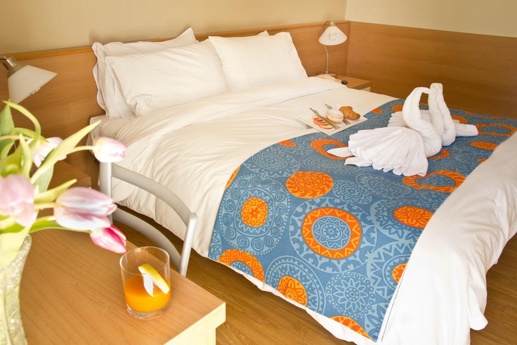 Hotel La Fenice Lignano Sabbiadoro Room photo