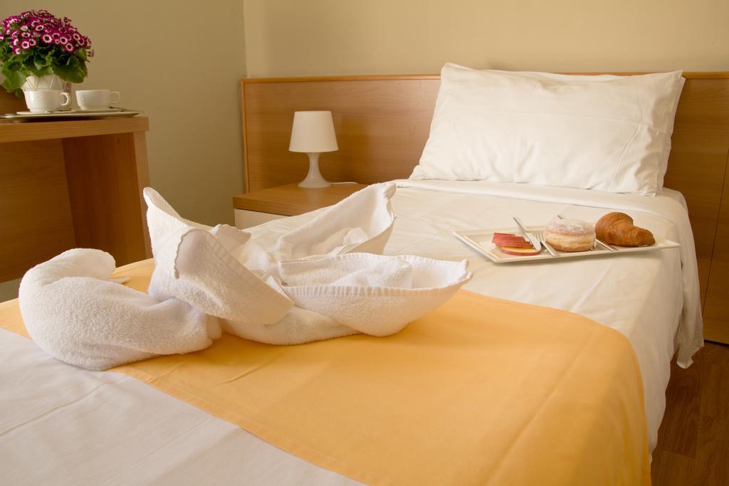 Hotel La Fenice Lignano Sabbiadoro Room photo