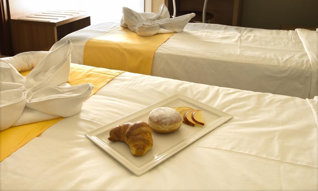 Hotel La Fenice Lignano Sabbiadoro Room photo